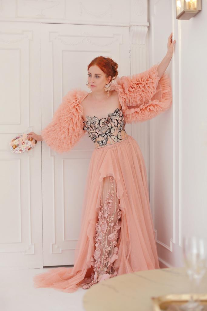 Kleurvol Dress Rentals (download catalogue)