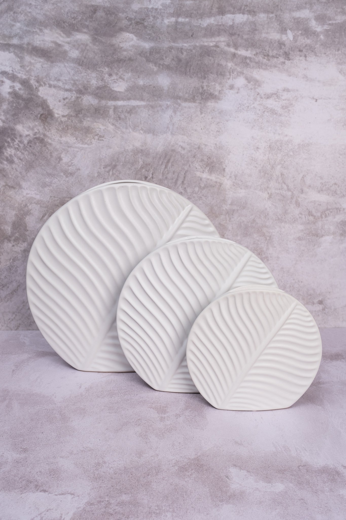 Small White Valence Ceramic Vase (18cm)
