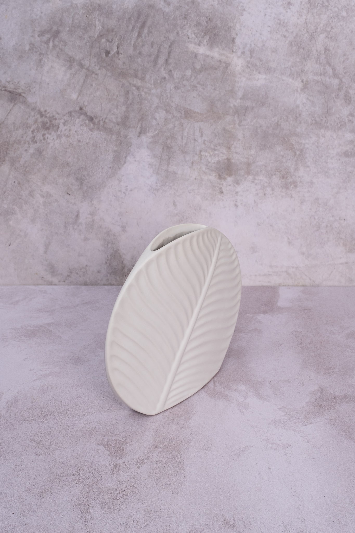 Small White Valence Ceramic Vase (18cm)