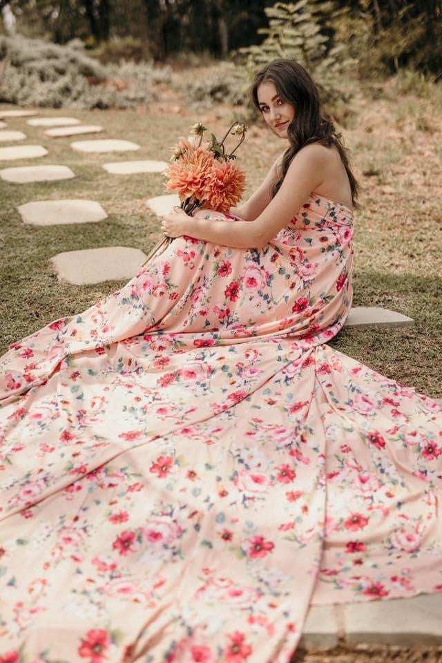 Kleurvol Dress Rentals (download catalogue)